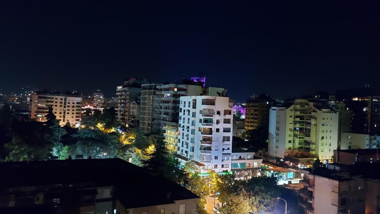 Spacious Family-Friendly Apartment In The Heart Of Bllok Tiranë Luaran gambar